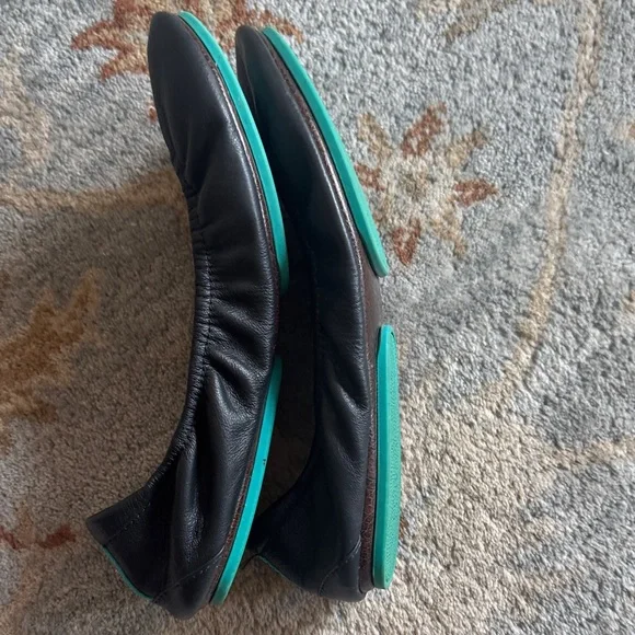 Tieks Classic Black Leather Flats - Picture 10 of 12